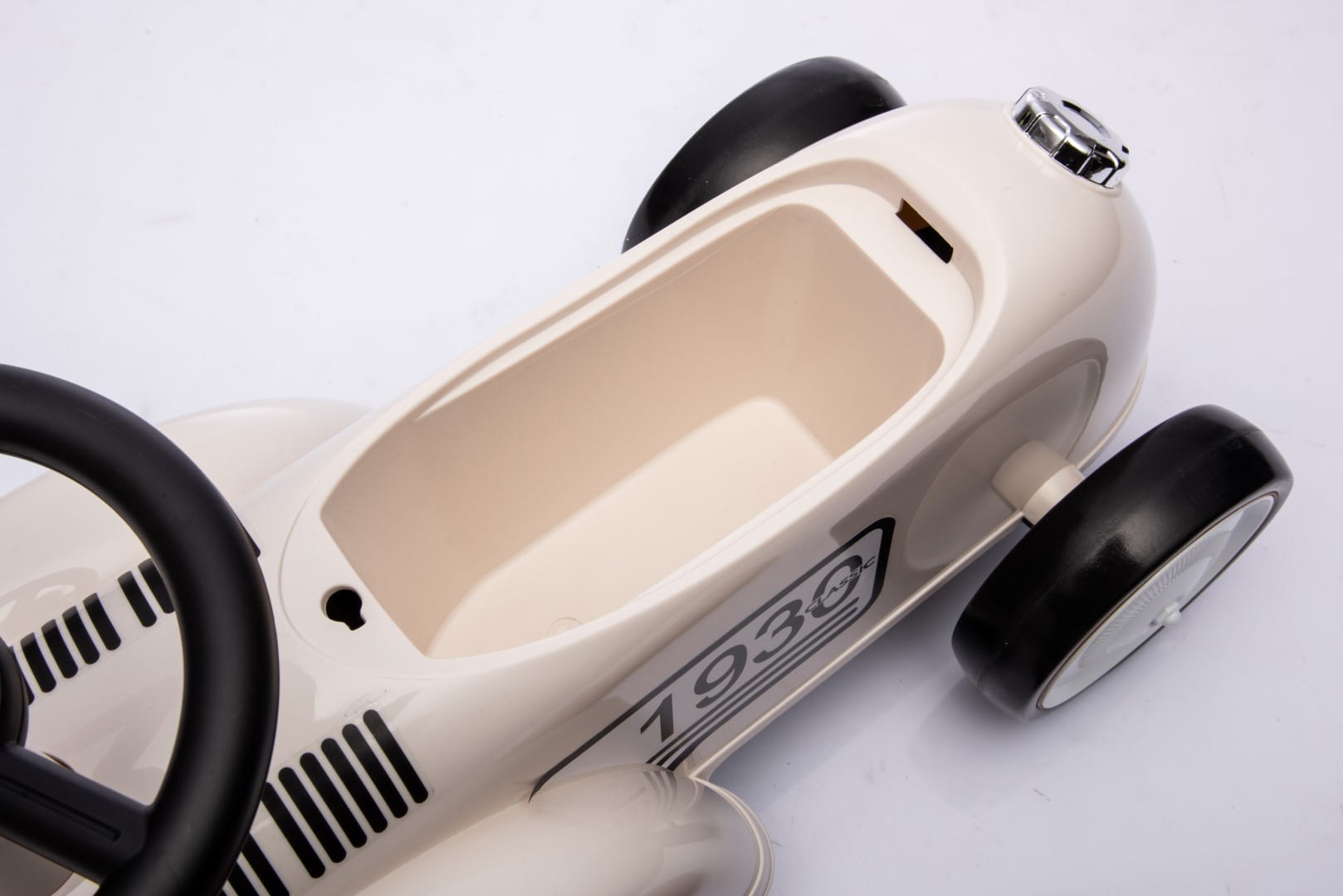 a99af2d1cc32e4effbfa1e58f65d8f93