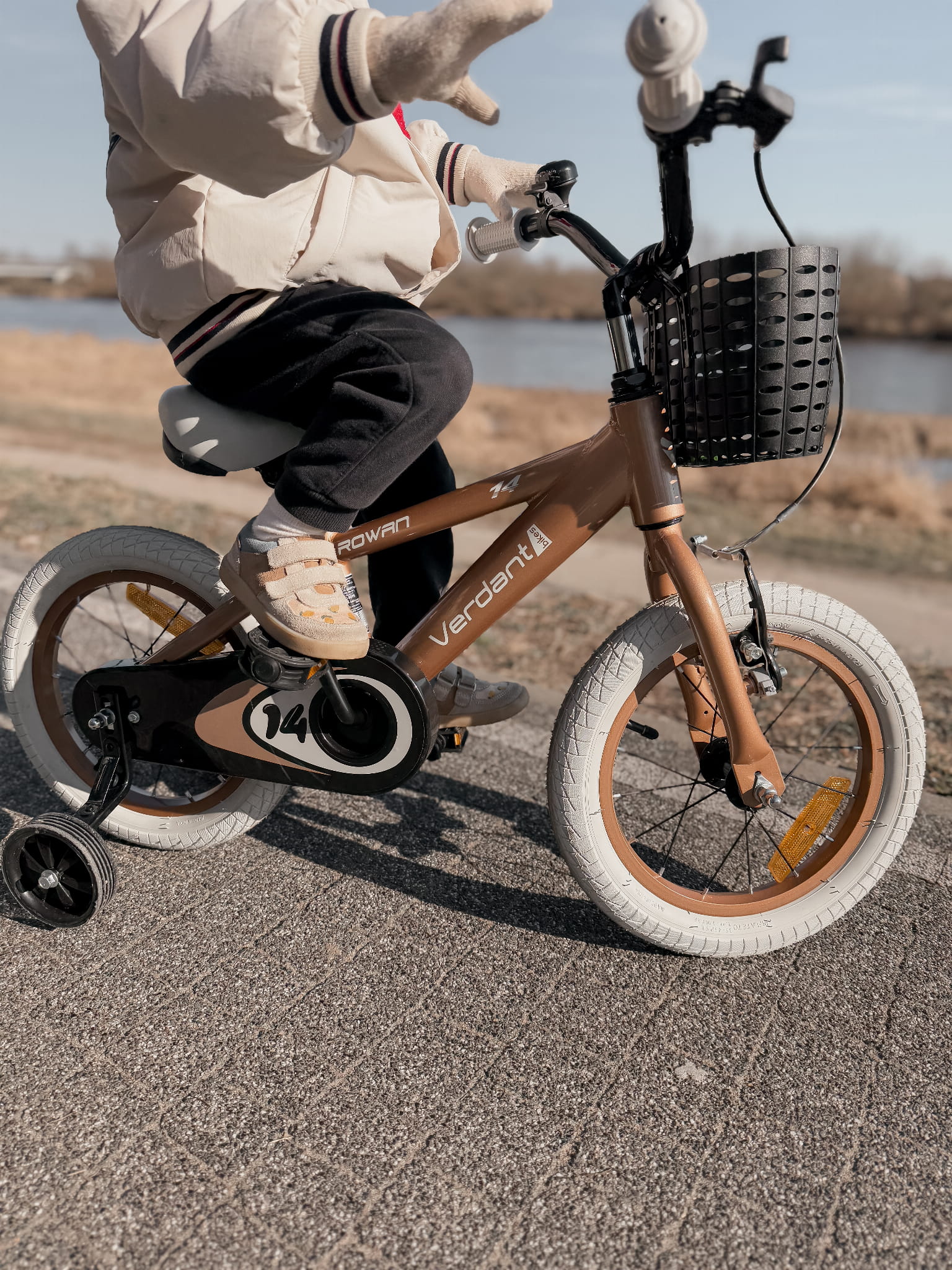 6f994c3dd9c94ac7b6448410699859fd