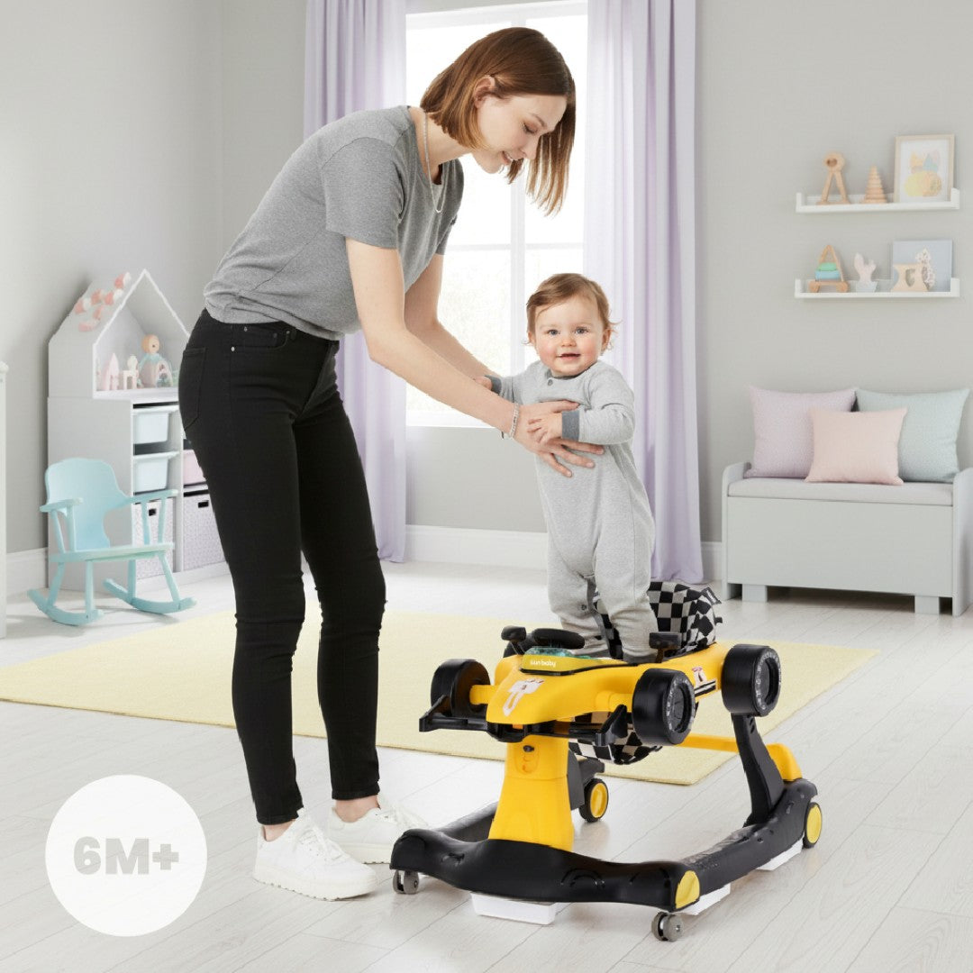 Interaktywny Chodzik jeździk pchacz Wyścigówka Formuła 1 3w1 żółty