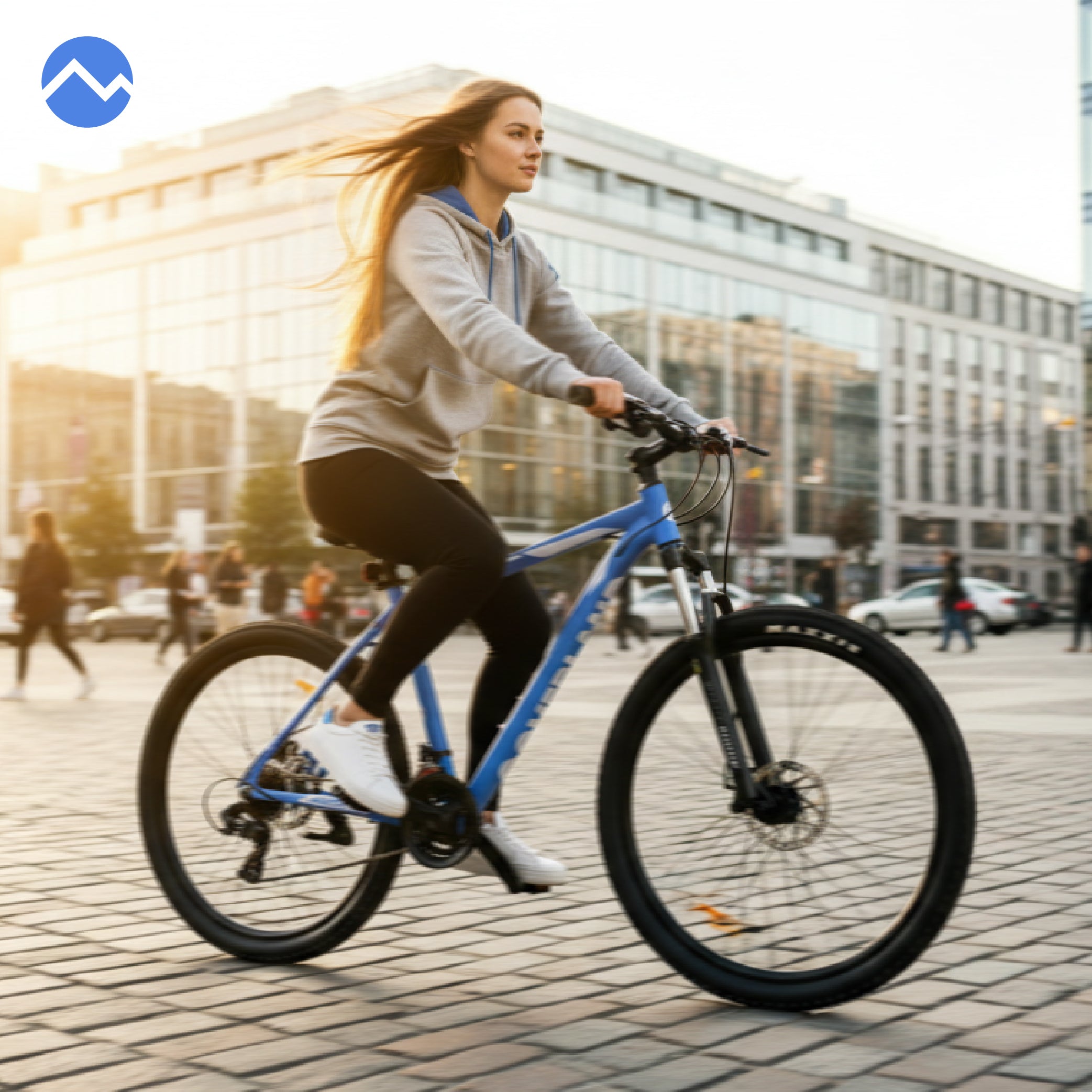 27,5-Zoll-Mountainbike (MTB) mit 21 Gängen, Aluminiumrahmen, leichtem Stoßdämpfer, Shimano-Scheibenbremsen, Rahmengröße M (19 Zoll), Tatra Bikes Overland, mattblau.