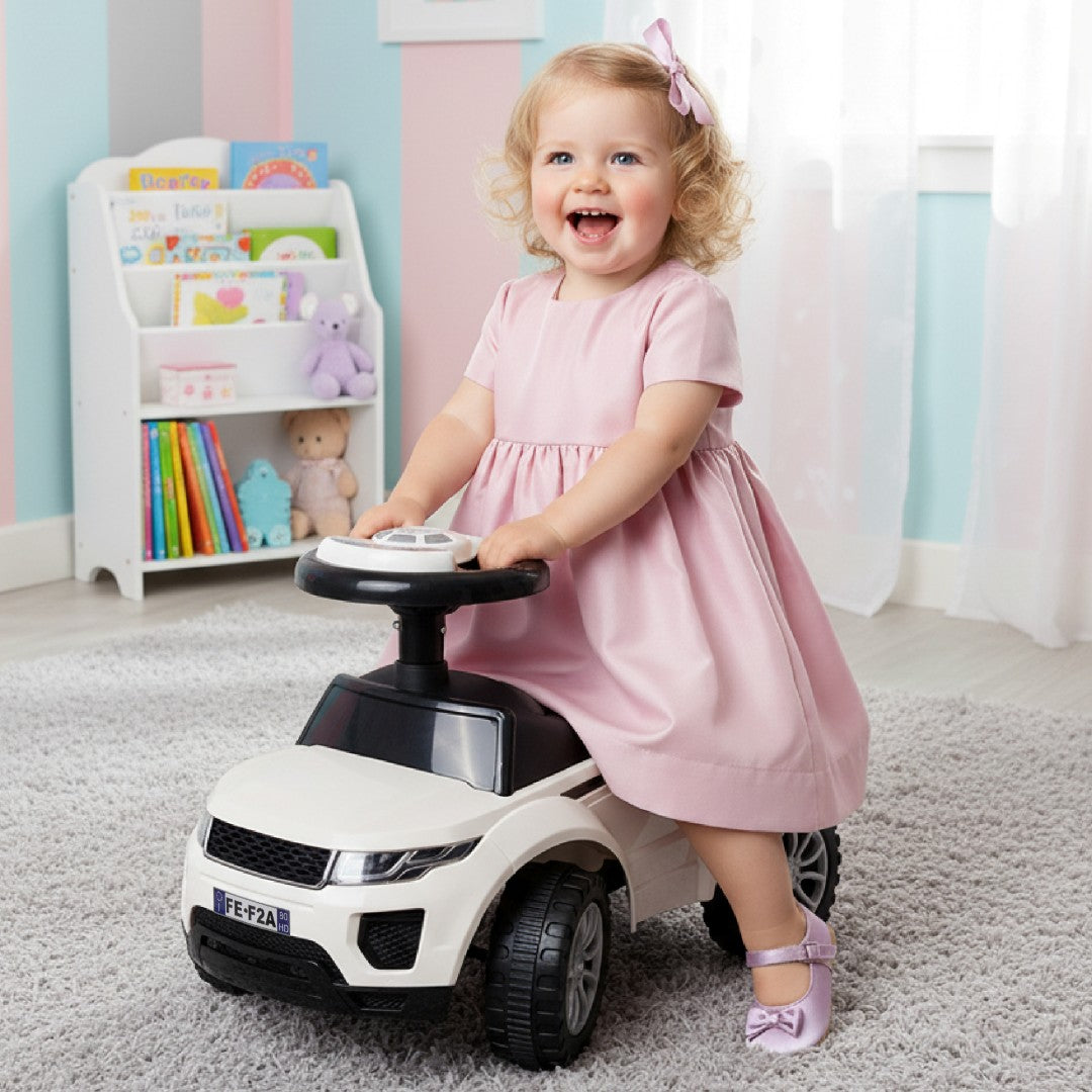 Jeździk dla dziecka pchacz na roczek biały 12m+