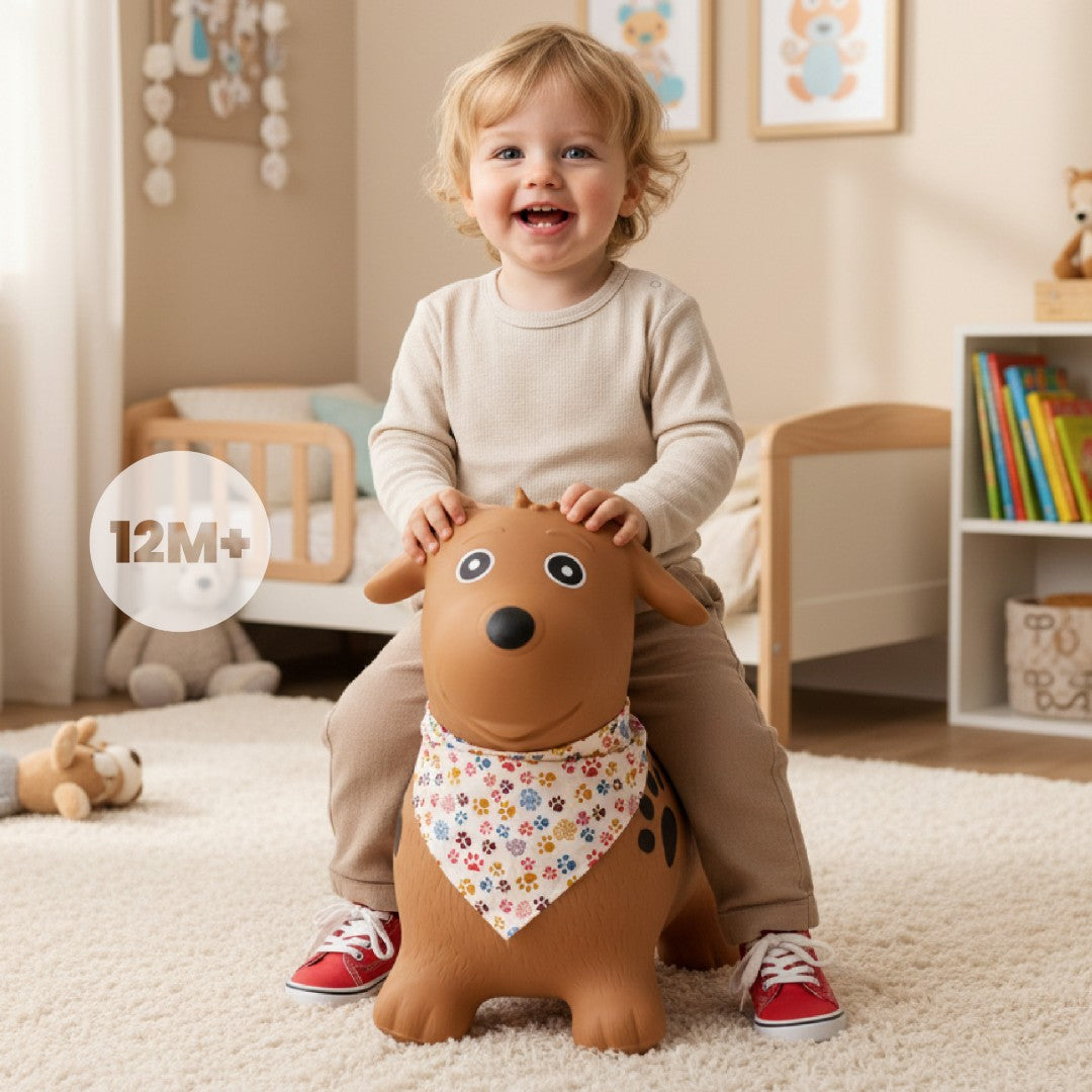 Skoczek dla dzieci do skakania z pompką PIESEK  brązowy z bandaną