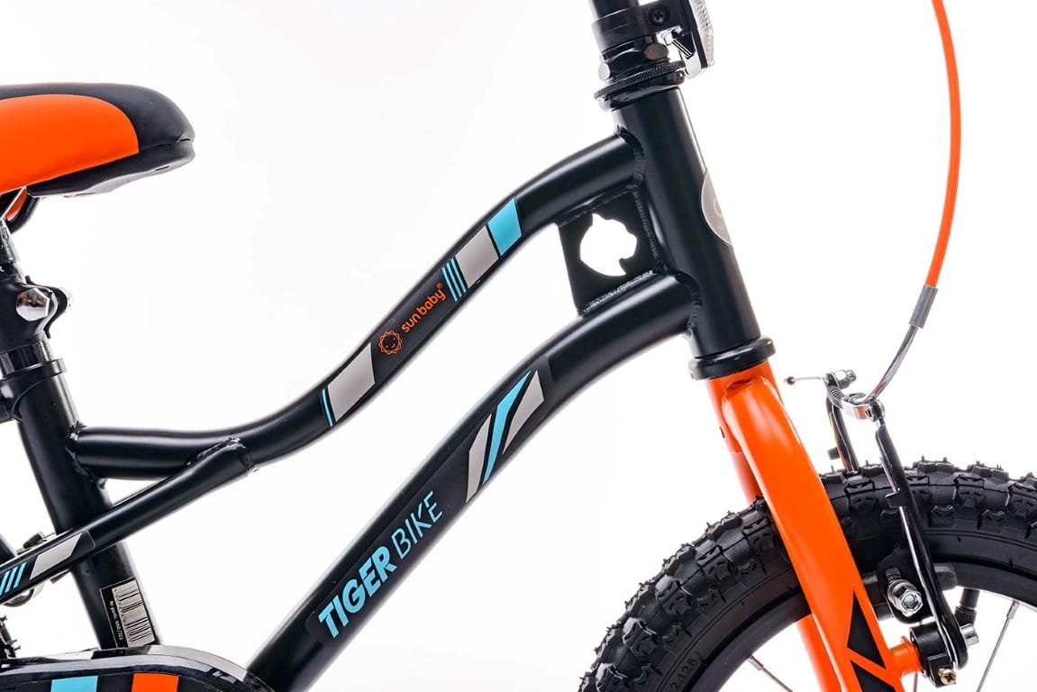 ad3ea10be28678779e52d3ce24d10c4e