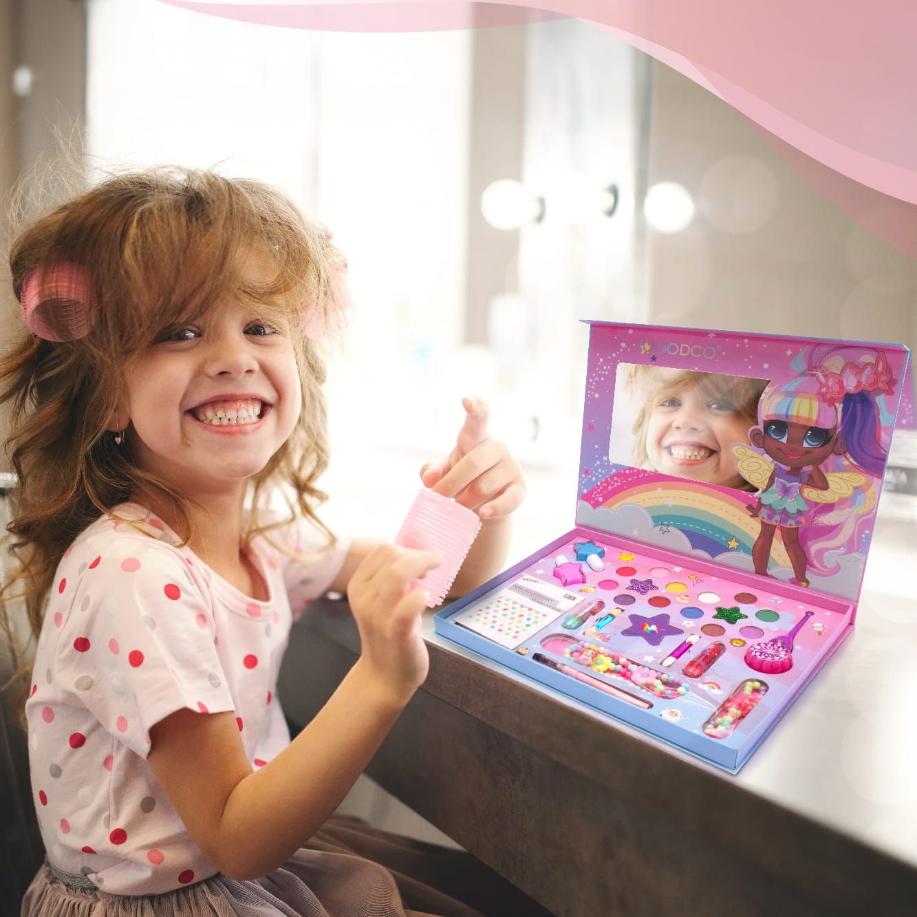Zestaw do makijażu biżuteria Paletka cieni do makijażu Szminka Naklejki na paznokcie Biżuteria Make Up Lusterko Sun Baby